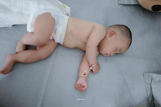 湘潭宝宝口水多怎么回事